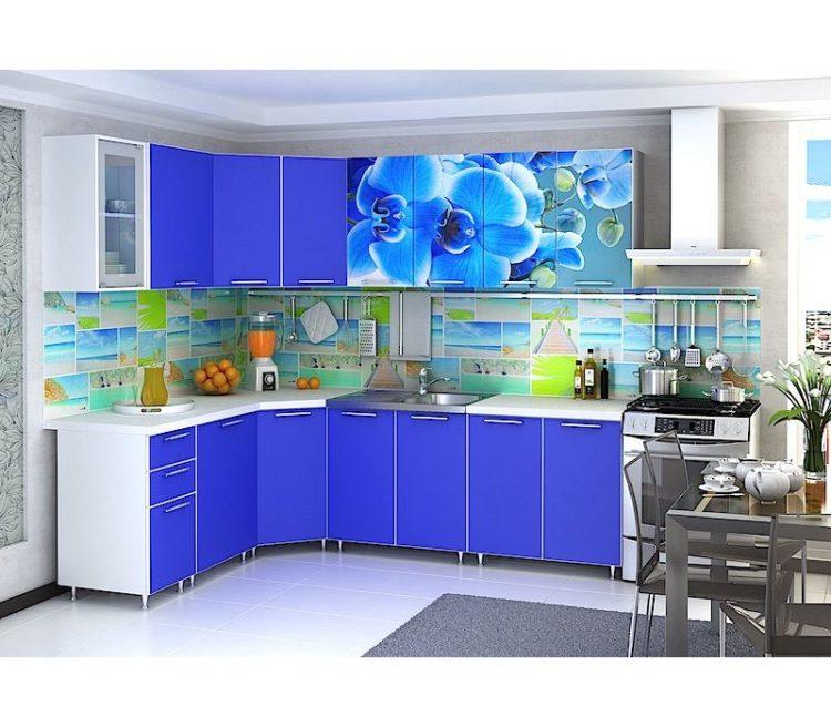 200 идей дизайна интерьера маленькой угловой кухня с фото ?