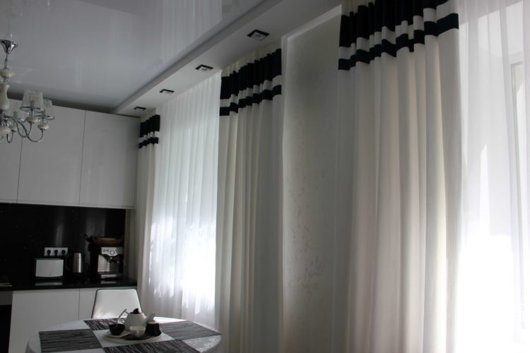 200 идей дизайна интерьера с черной тюлью с фото ?