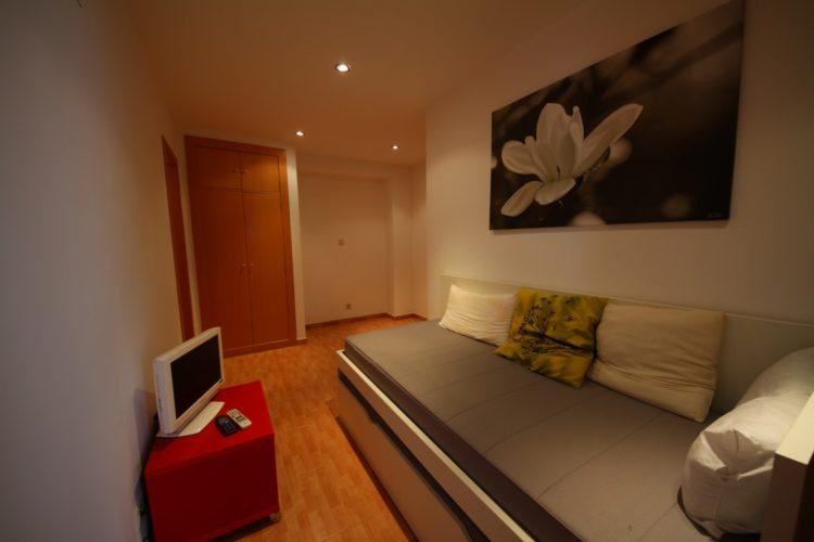 200 идей дизайна интерьера спальни в хрущевке с фото ?