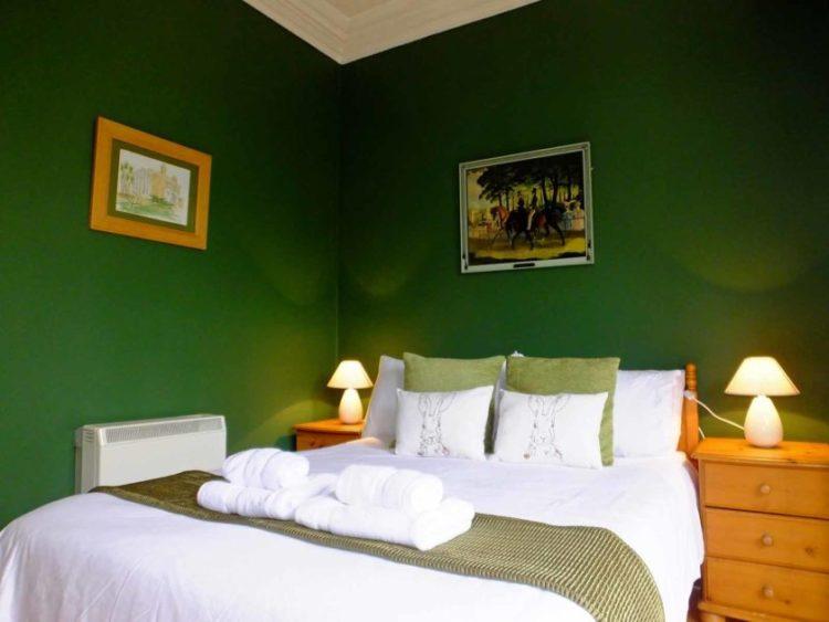 200 идей дизайна интерьера спальни в стиле лофт с фото ?