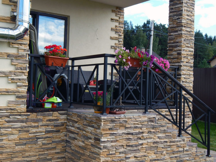 200 идей дизайна крыльца для частного дома с фото ?