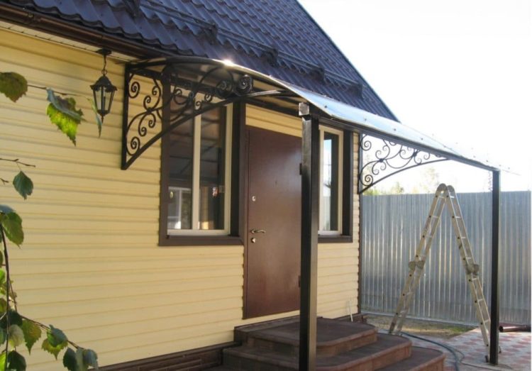 200 идей дизайна крыльца для частного дома с фото ?