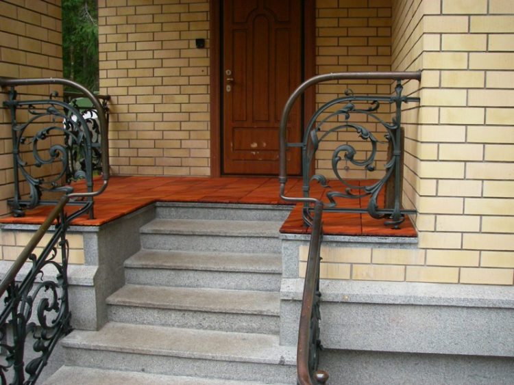 200 идей дизайна крыльца для частного дома с фото ?