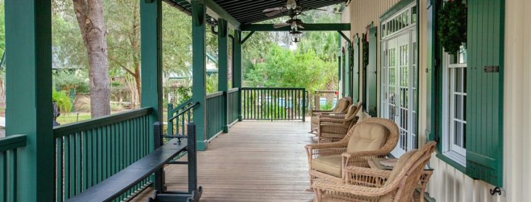 200 идей дизайна крыльца для частного дома с фото ?