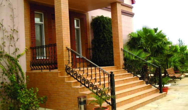 200 идей дизайна крыльца для частного дома с фото ?