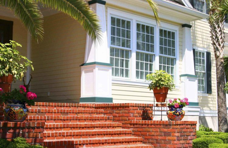 200 идей дизайна крыльца для частного дома с фото ?