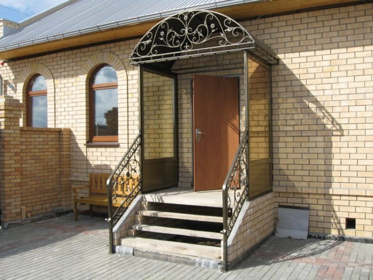 200 идей дизайна крыльца для частного дома с фото ?