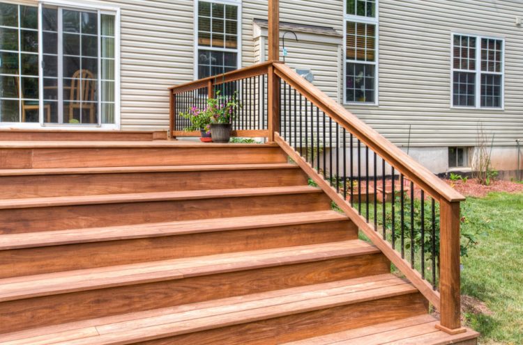 200 идей дизайна крыльца для частного дома с фото ?