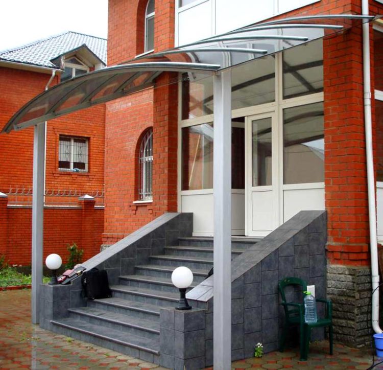 200 идей дизайна крыльца для частного дома с фото ?