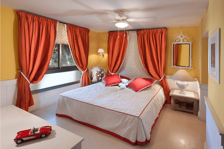 200 идей дизайна штор для спальни с фото ?