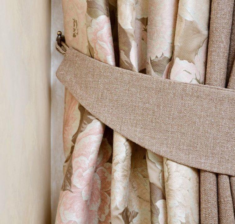 200 идей дизайна штор на кухню с балконом с фото ?