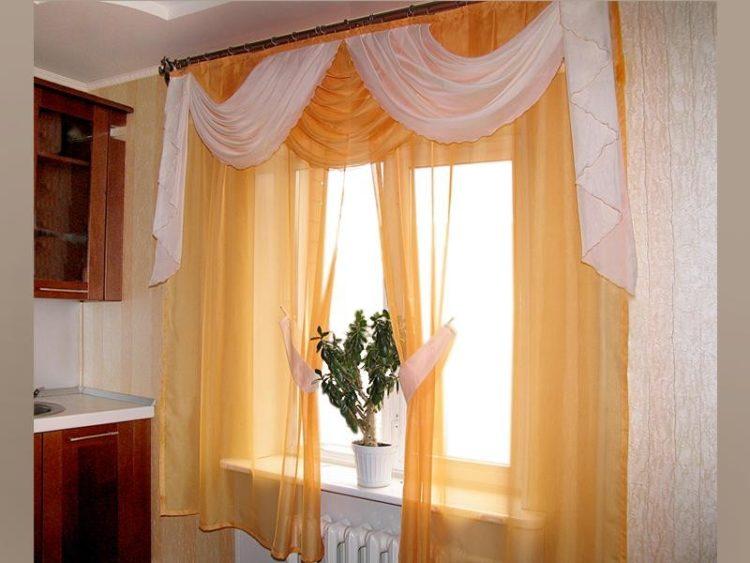 200 идей дизайна штор на кухню с балконом с фото ?