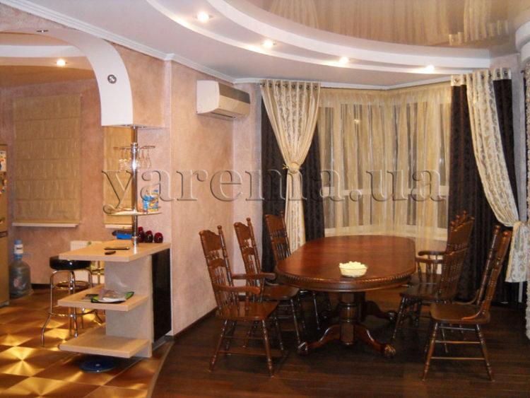 200 идей дизайна штор на маленькую кухню с фото ?