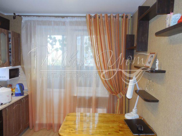 200 идей дизайна штор на маленькую кухню с фото ?