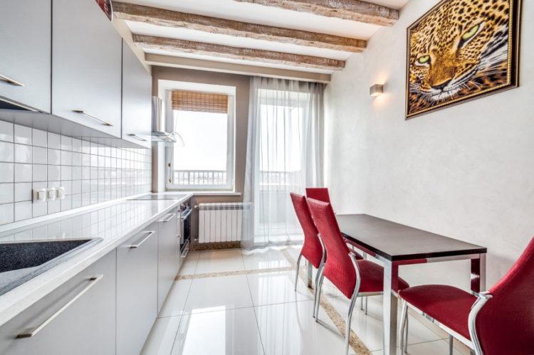 200 идей дизайна штор на маленькую кухню с фото ?