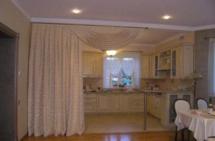 200 идей дизайна штор на маленькую кухню с фото ?