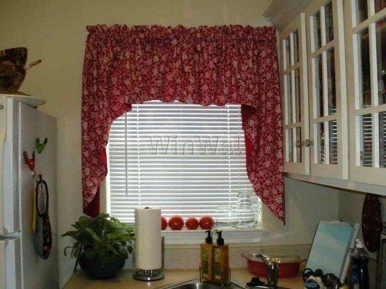 200 идей дизайна штор на маленькую кухню с фото ?