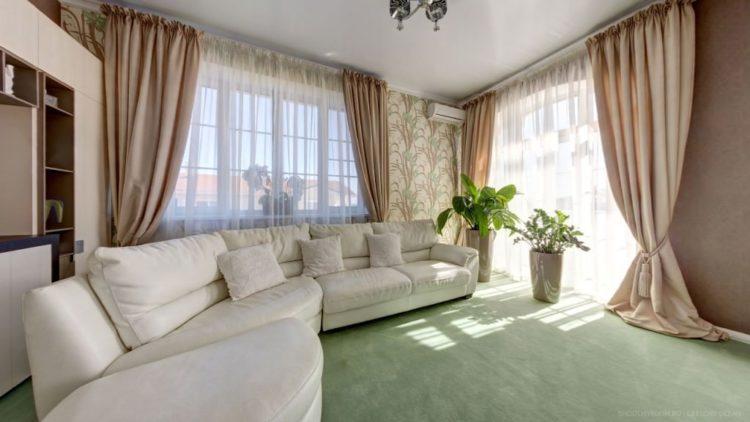 200 идей дизайна штор в гостиную с фото ?