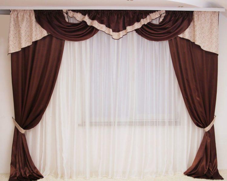 200 идей дизайна тюли в зал с фото ?