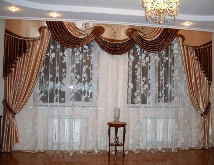 200 идей дизайна тюли в зал с фото ?