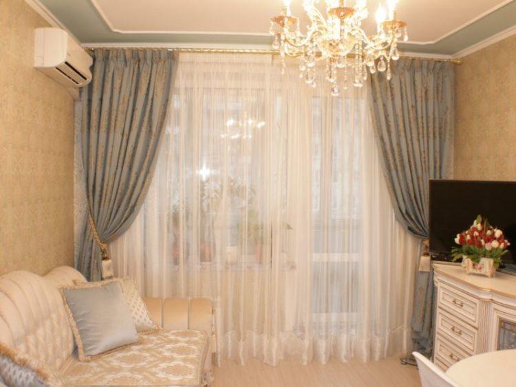 200 идей дизайна тюли в зал с фото ?