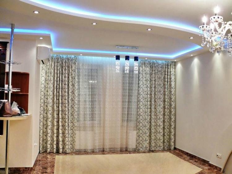 200 идей дизайна тюли в зал с фото ?