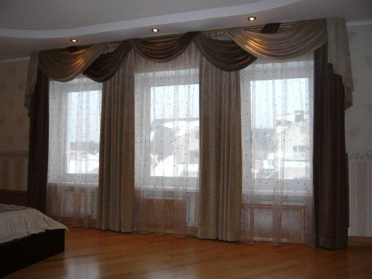 200 идей дизайна тюли в зал с фото ?