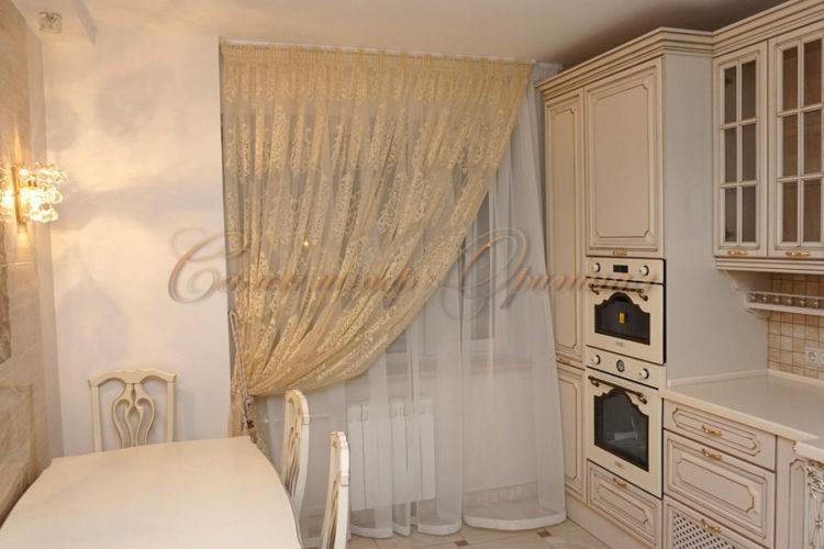 200 идей дизайна тюли в зал с фото ?