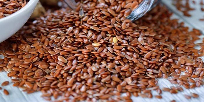 6 рецептів з насінням льону для волосся — найбільш ефективні і прості