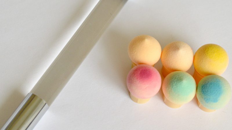 Аэропуффинг для нігтів: як робити, зберігати, чистити. Фото манікюру аэропуффингом. Градієнт, омбре аэропуффингом. Купити аэропуффинг на Алиэкспресс