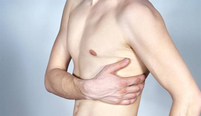 Біль під лівим ребром спереду