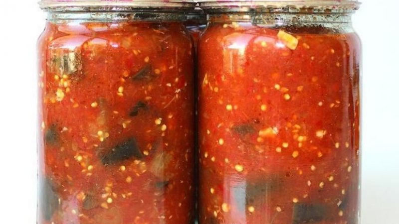 Баклажани з помідорами, перцем, морквою і грибами на зиму: 3 найкращі рецепти з докладними інгредієнтами