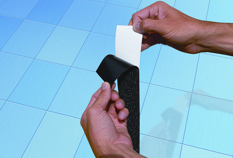 Бордюрная самоклеящаяся лента для ванны: монтаж и отзывы