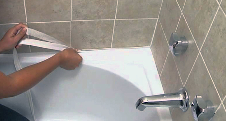 Бордюрная самоклеящаяся лента для ванны: монтаж и отзывы