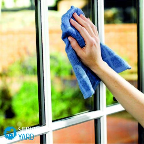 Чем мыть пластиковые окна и подоконники в домашних условиях?