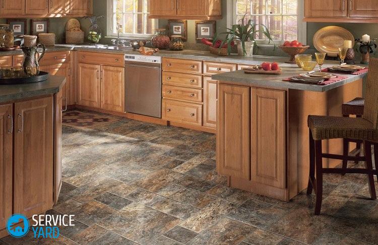 Чем отмыть плитку на полу от въевшейся грязи?