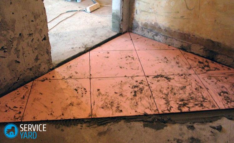 Чем отмыть плитку на полу от въевшейся грязи?