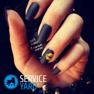 Чем оттереть лак для ногтей с одежды?