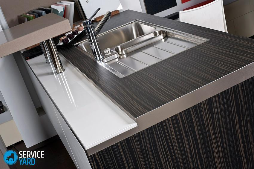 Чем почистить столешницу на кухне?