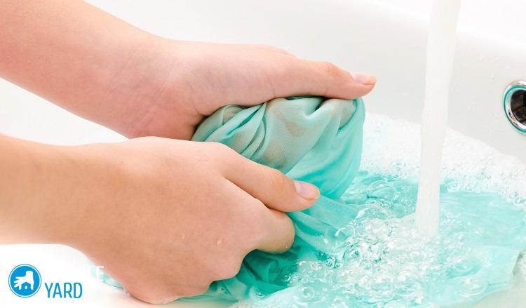 Чем удалить краску для волос с одежды?