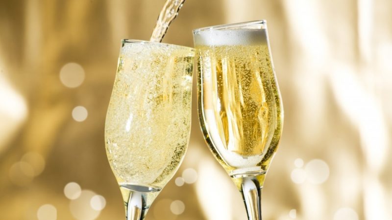 Чи можна вагітним вино або шампанське? Келих вина або шампанського при вагітності: чи шкідливо це?