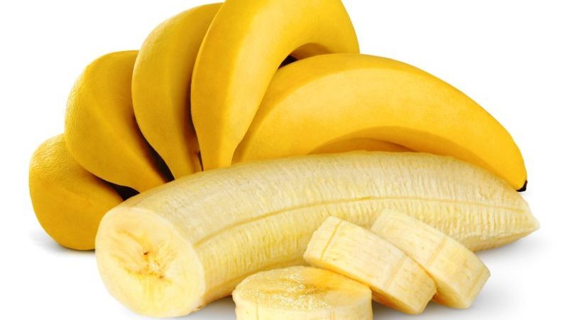 Чим банани корисні для здоров'я? Можна лікуватися бананами і від чого?