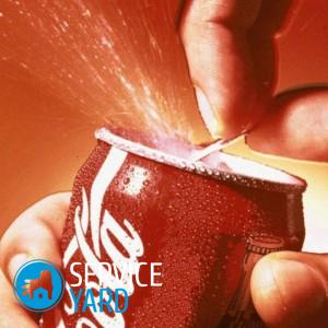 Чистка чайника Кока-Колой