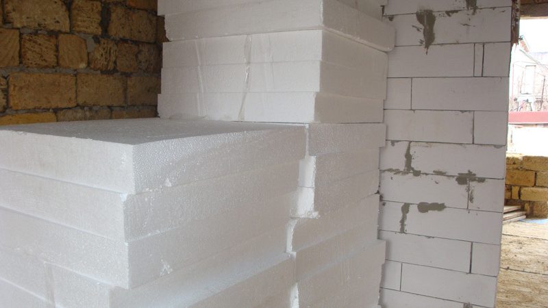 Чому не можна утепляти стіни будинку зсередини: 5 причин відмовитися від внутрішнього утеплення стін в будинку