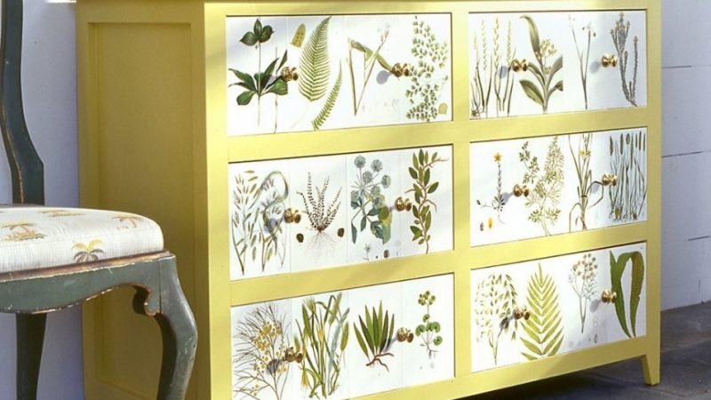 Декупаж меблів своїми руками серветками, шпалерами, тканиною, лаком, фарбою, ДСП: техніка, майстер-клас, фото