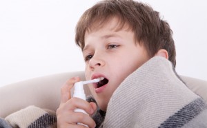 Ефективні спреї для горла з антибіотиком