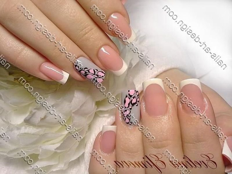 Гострі нарощені нігті фото