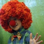 Грим клоуна своїми руками: ніс, перуку і сльози