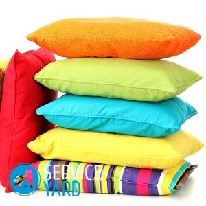 Как чистить перьевые подушки в домашних условиях?