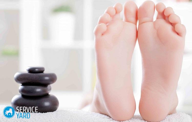 Как избавиться от вони от обуви?